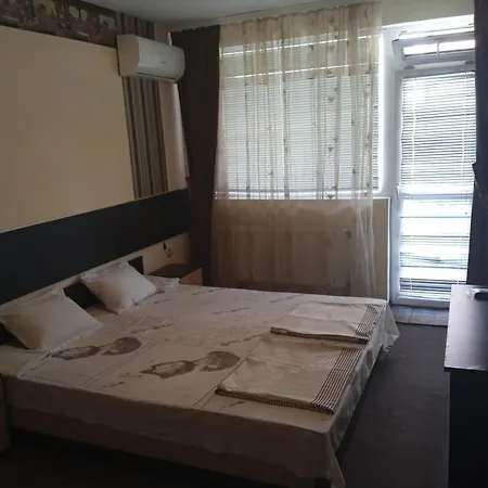 дани Apartament Primorsko